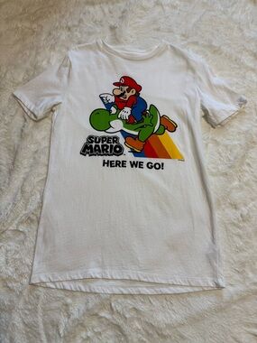Old Navy Boys XXL 18 Super Mario Yoshi Rainbow Graphic Tee White NWOT